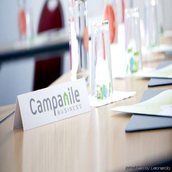 Campanile Hotel Mayenne Extérieur photo
